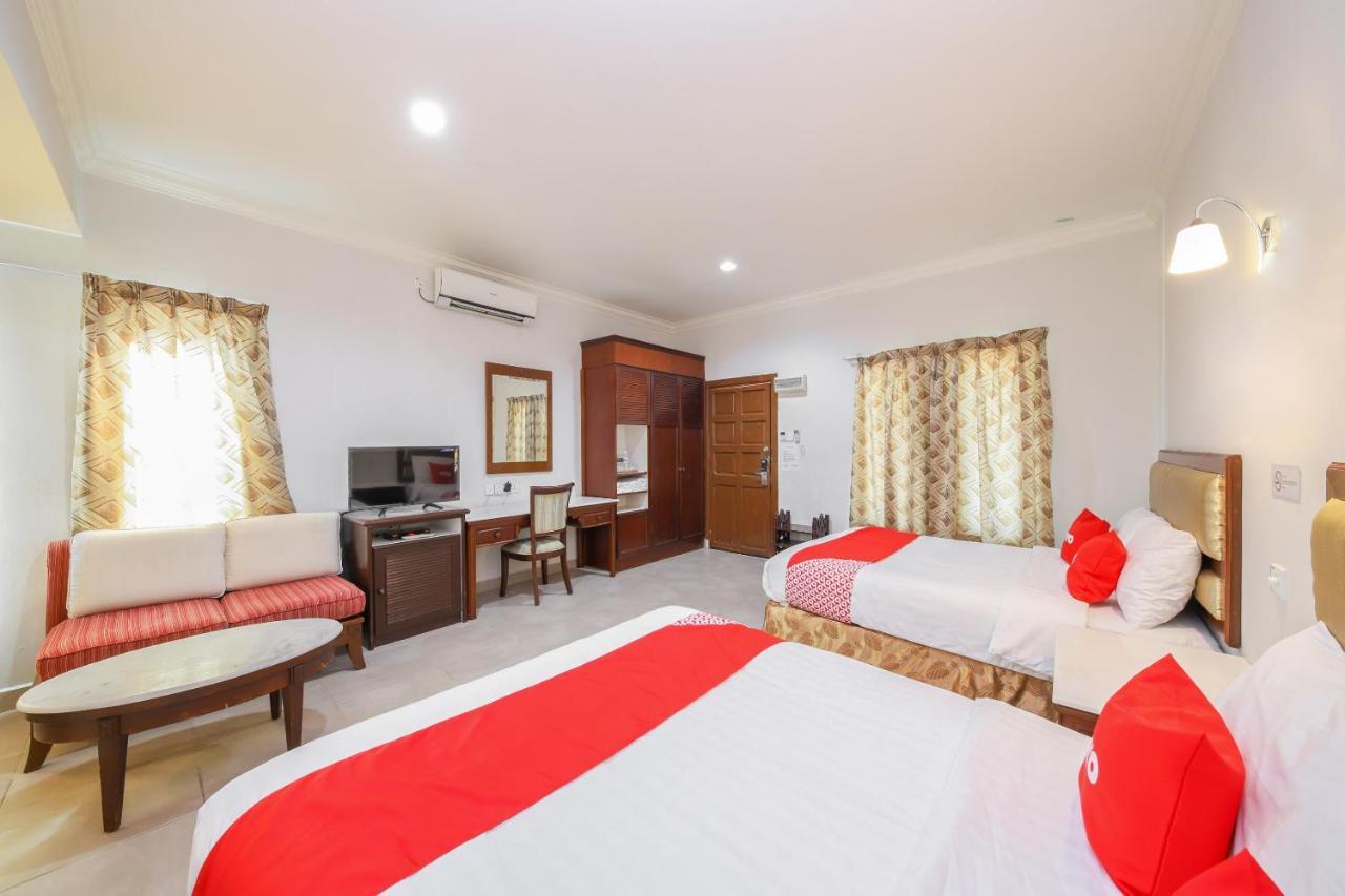 Oyo 89679 Dream Garden Resort Ayer Hangat Eksteriør bilde