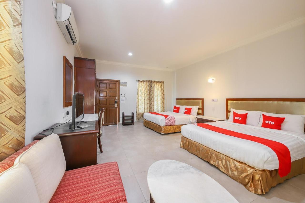 Oyo 89679 Dream Garden Resort Ayer Hangat Eksteriør bilde