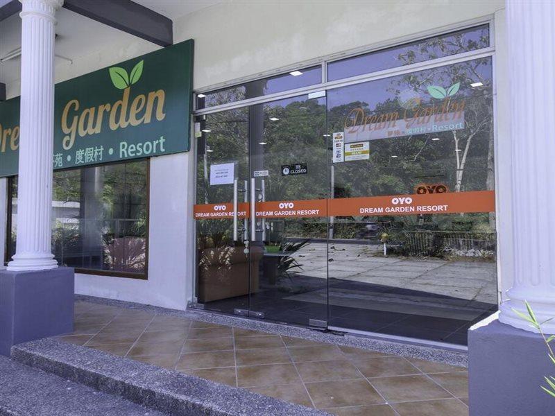 Oyo 89679 Dream Garden Resort Ayer Hangat Eksteriør bilde